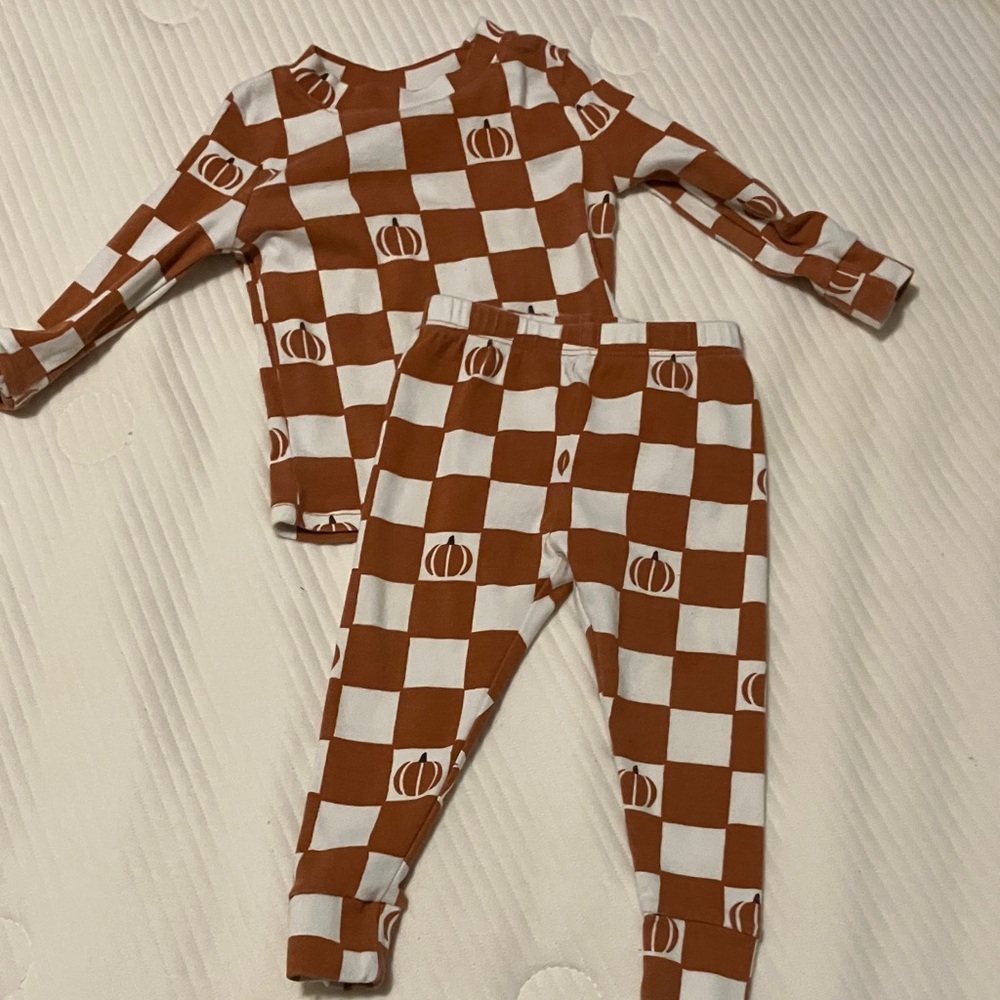 Little Co organic pumpkin pajamas